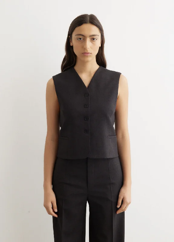 Teora Sleeveless Vest